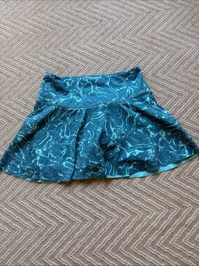 Athleta Ace printed tennis skort 13.5” size small